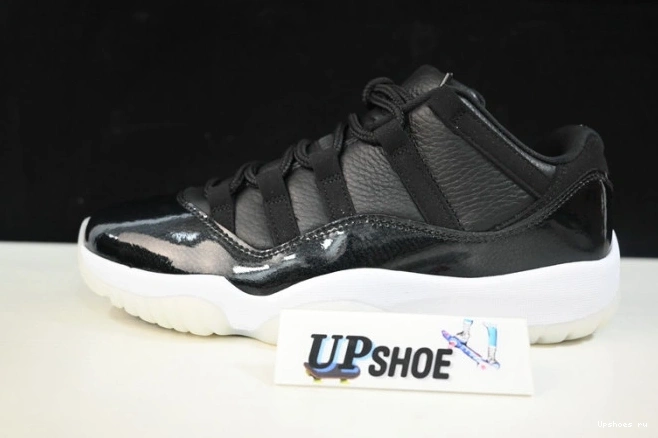 AV2187 001 JORDAN RETRO AIR LOW BLACK-WHITE 11 0711